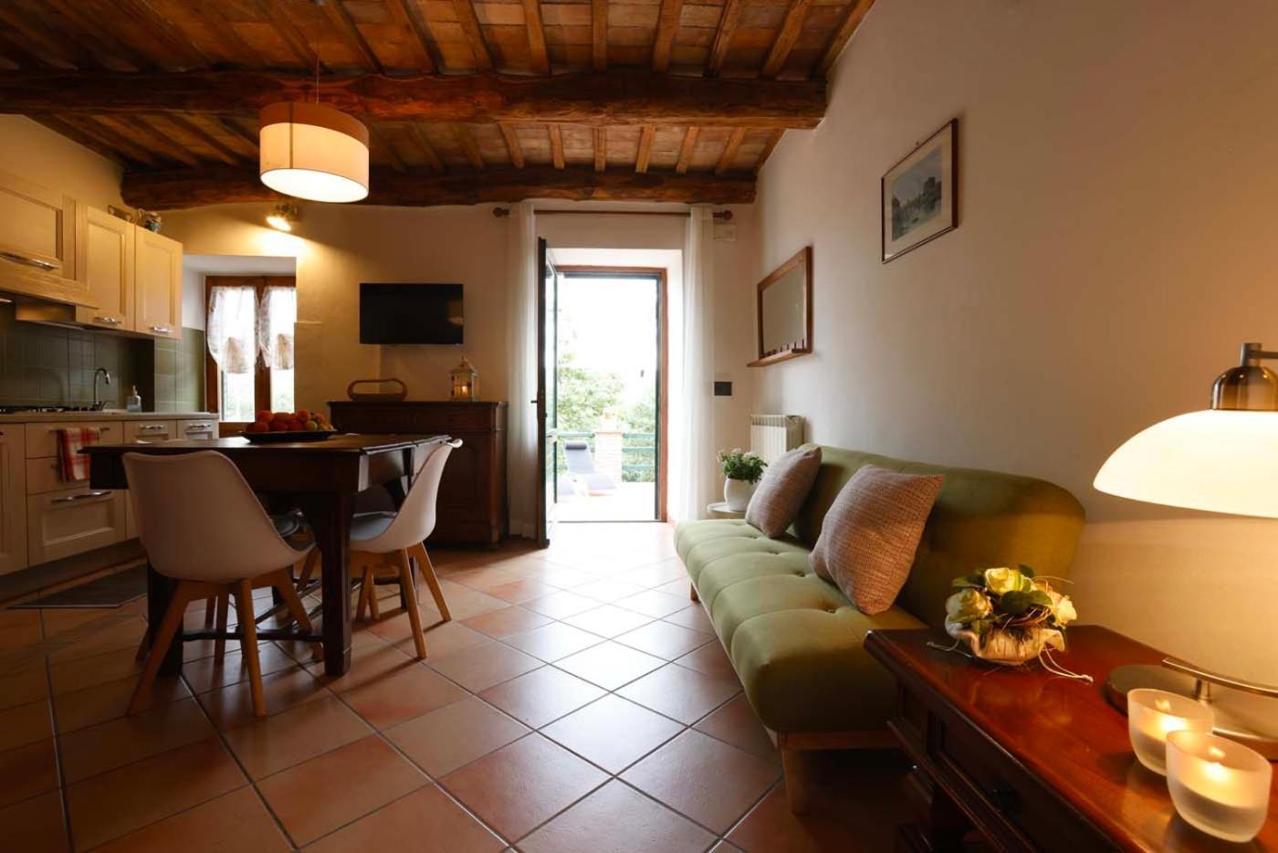Agriturismo Casale Le Crete อักกวาเปนเดนเต ภายนอก รูปภาพ